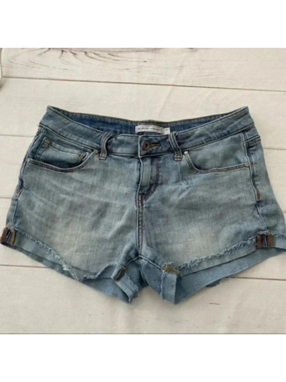 Melrose & Market Mid Rise  Denim Shorts Size 26